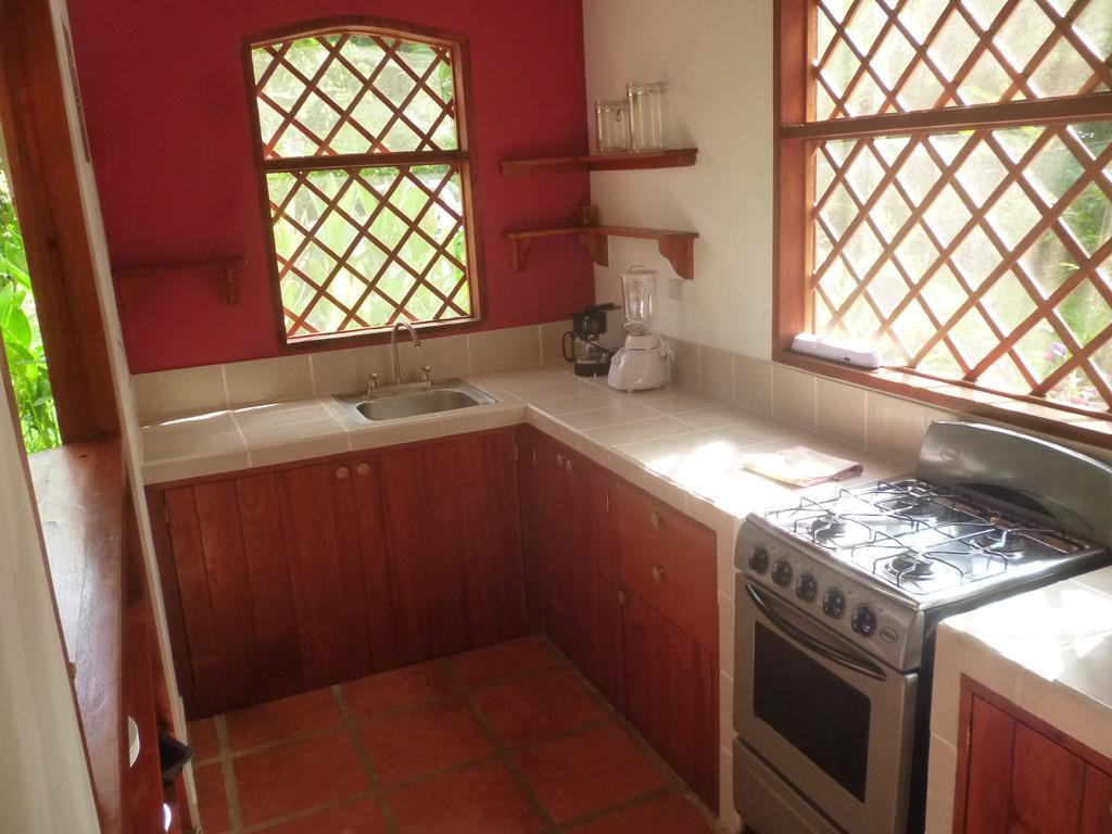 Los Delfines Lodge Puerto Viejo de Talamanca Номер фото